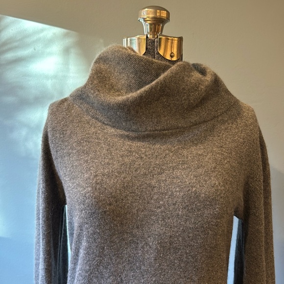 Vince Cashmere Funnel Neck Pullover - Picture 2 of 13